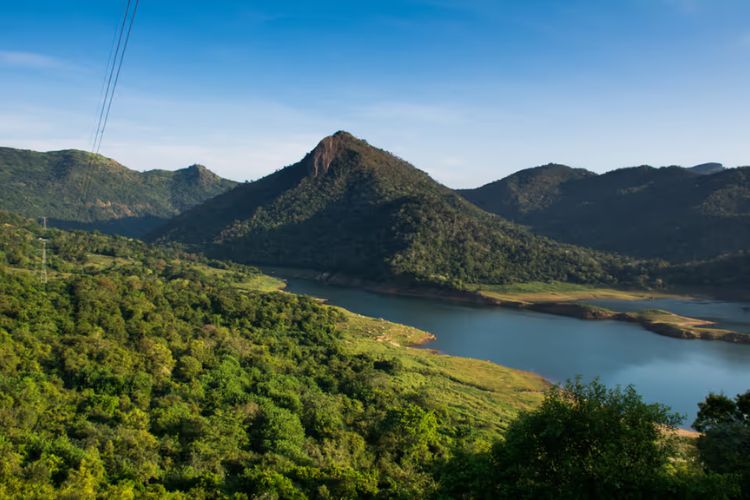 Kandy to Randenigala